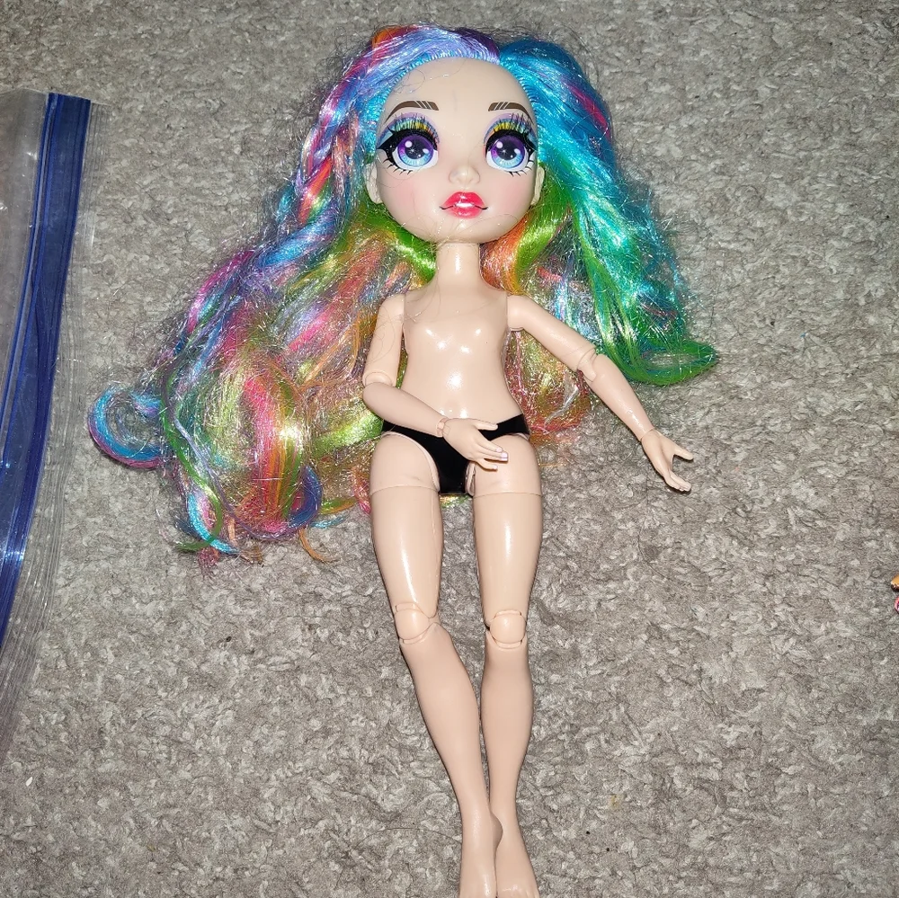 Rainbow High Doll Rainbow Hair w/ Cheer Outfit – MGA Fashion Doll – Used